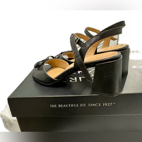 Naturalizer Deandra Black Bow Block Heeled Sandals 8 Wide - Picture 8 of 16